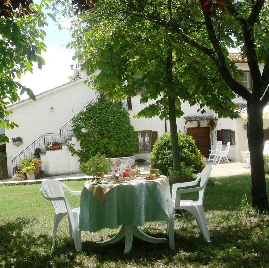 Bed And Breakfast Casale Isorella San Gemini Eksteriør bilde
